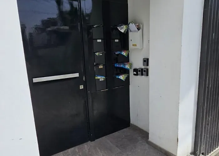 The Cozy Seaside Retreat * לרנקה